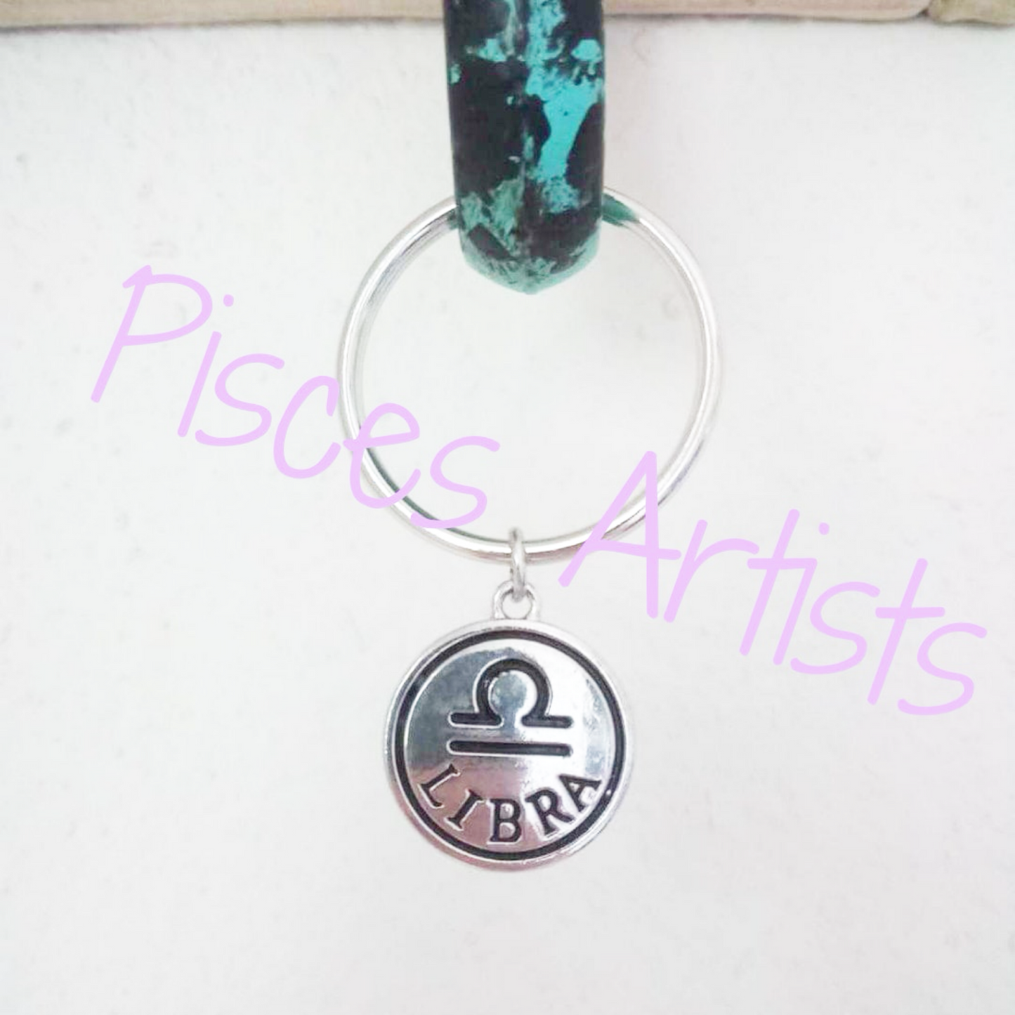 KEY14 - Libra Keychain